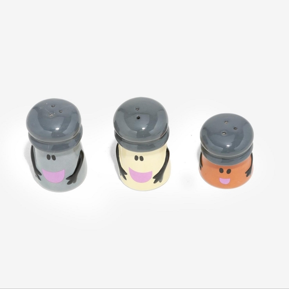 Blue's Clues Mr. Salt, Mrs. Pepper, & Paprika Too! Shaker Set Nickelodeon - Picture 2 of 8
